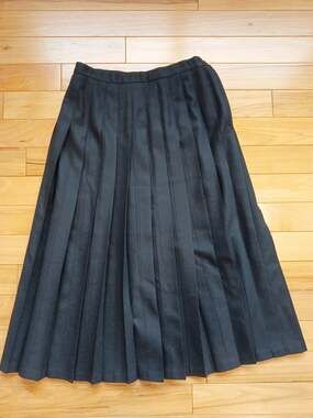 Vintage Pendleton Black Wool Pleated Skirt Midi A-Line Size 10 Pure Virgin Wool